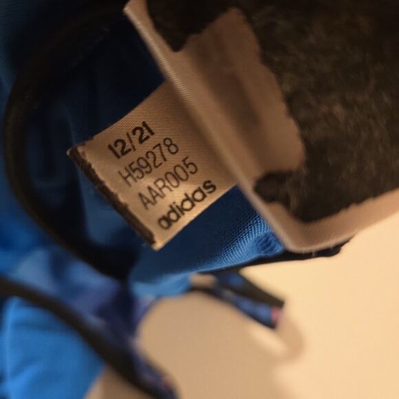 Adidas Sports Bra Small - Picture 5 of 5